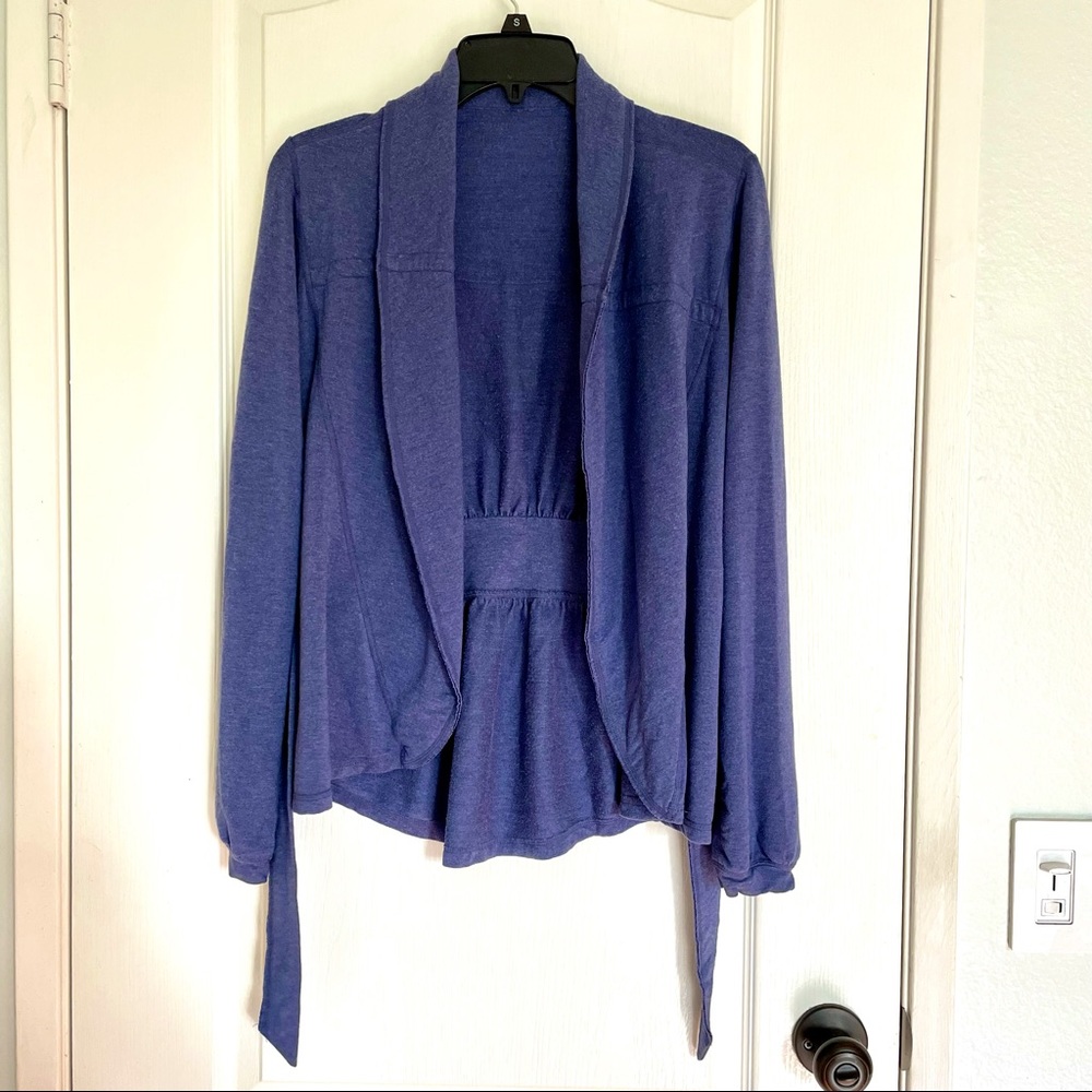 Lululemon sweater